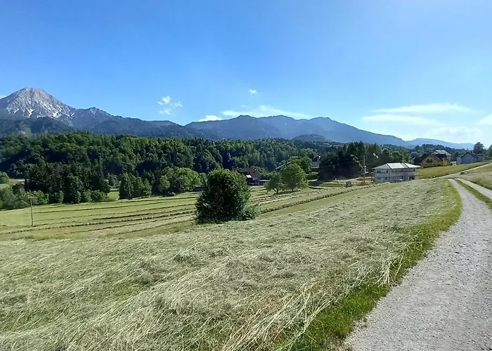 Dingsbums Lägenhet Unteraichwald